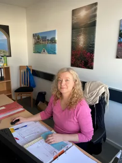 Ansprechpartner: Frau Melanie Glamann